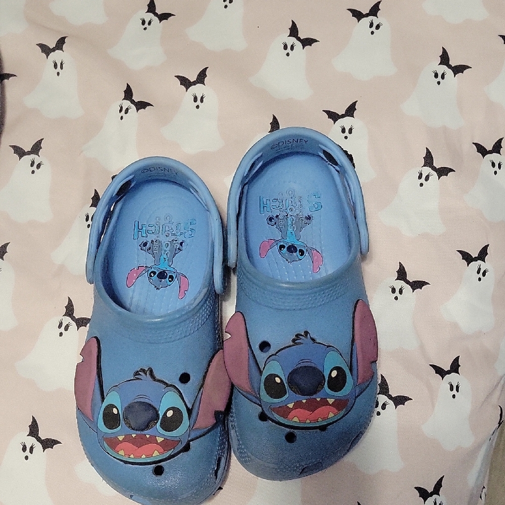 CROCS Stitch Size 12 T